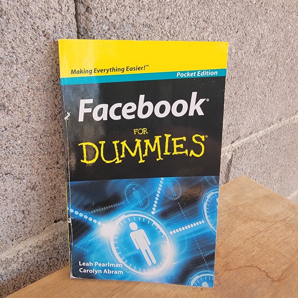 3 For $12 Facebook for Dummies Book
